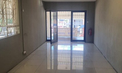  FOR RENT - Office -   