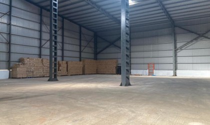 FOR RENT - Industrial space - riche-terre  