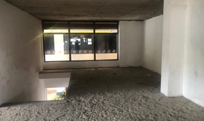 FOR RENT - Commercial space - port-louis  